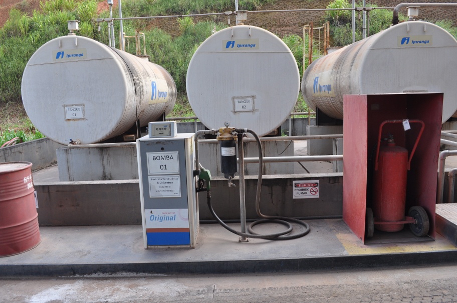 Tanques de armazenamento para o projeto Bemisa